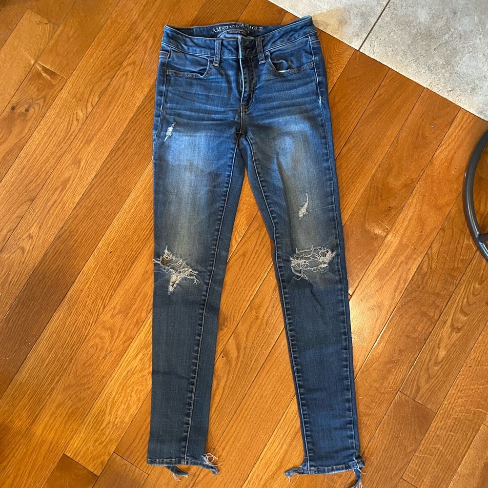 American Eagle Super Super Stretch Ripped Jeans